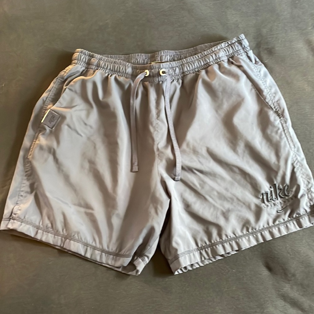 Nike Woven Navy Shorts with 5.5 Inch Inseam
